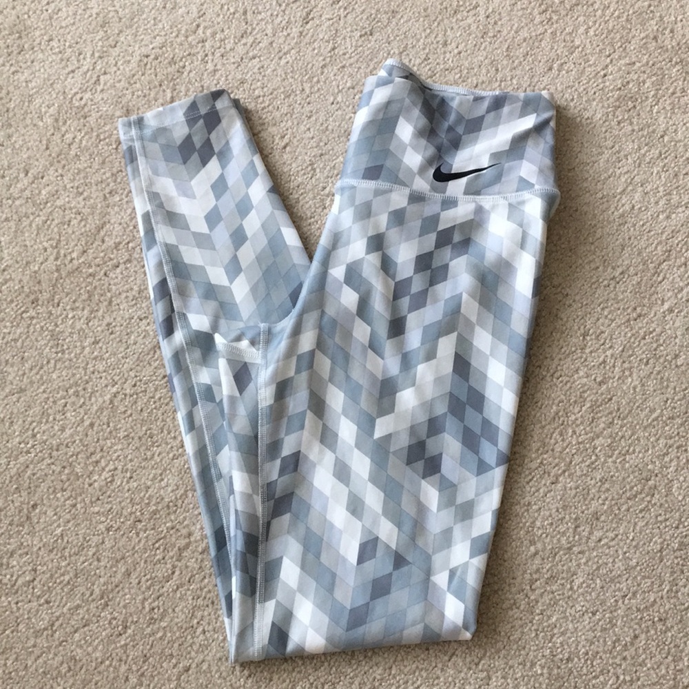 Nike dry fit leggings